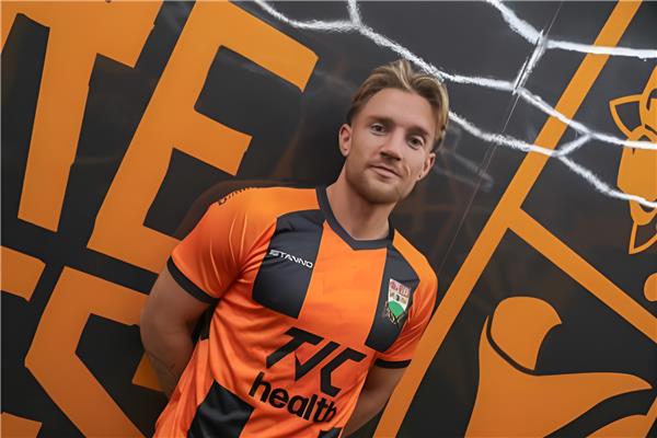 Barnet FC Home Kit 2025/26 - Adults Photo